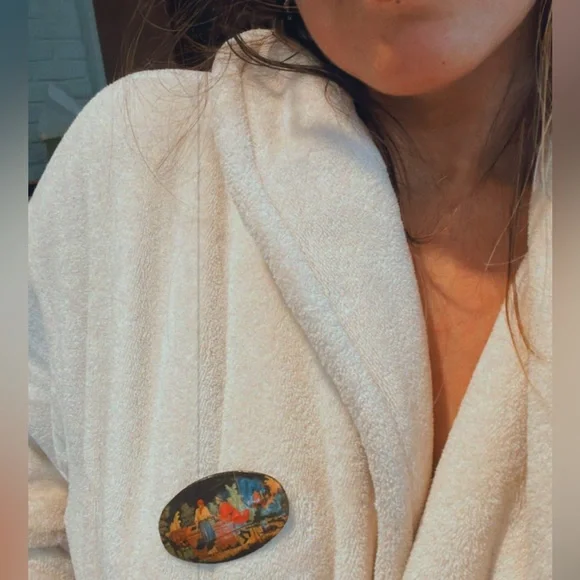 Beautiful brooch - Picture 3 of 5